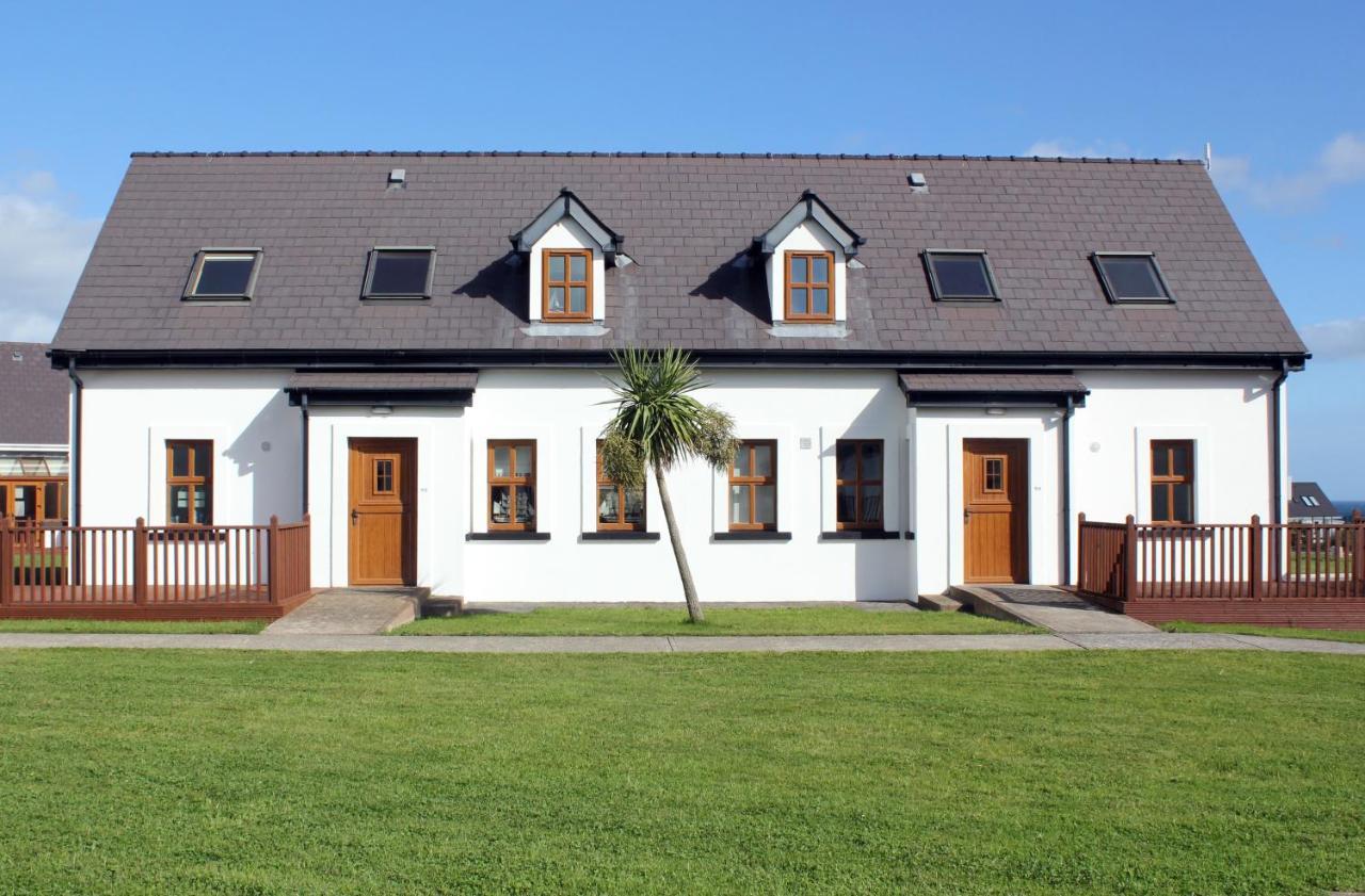 Hookless Holiday Homes Fethard on Sea Exterior foto