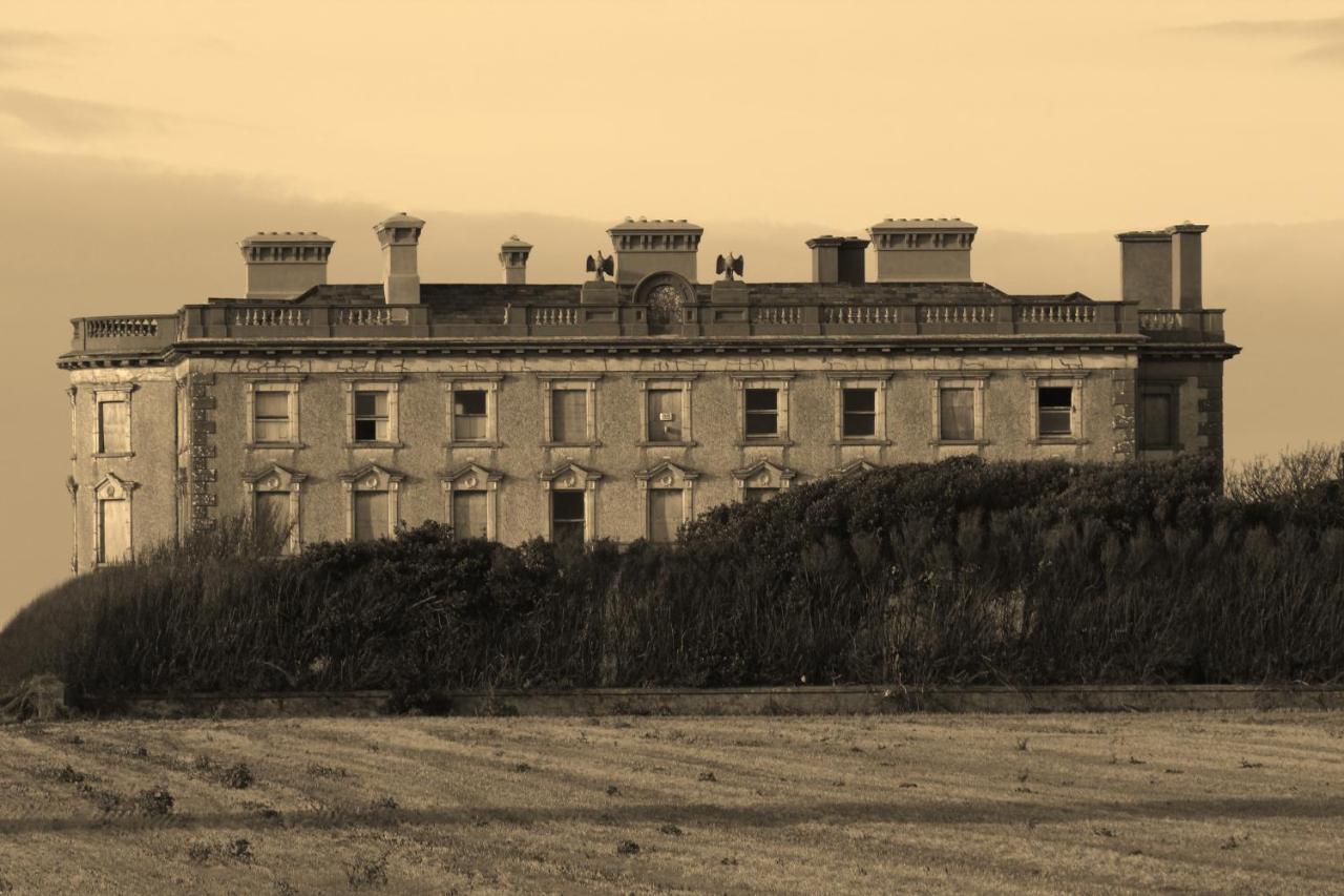 Hookless Holiday Homes Fethard on Sea Exterior foto