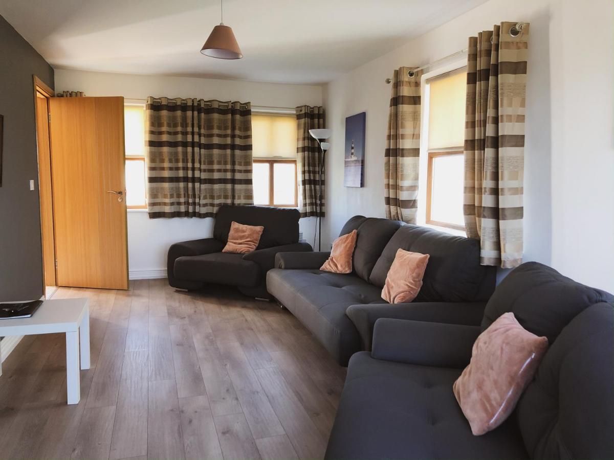 Hookless Holiday Homes Fethard on Sea Exterior foto