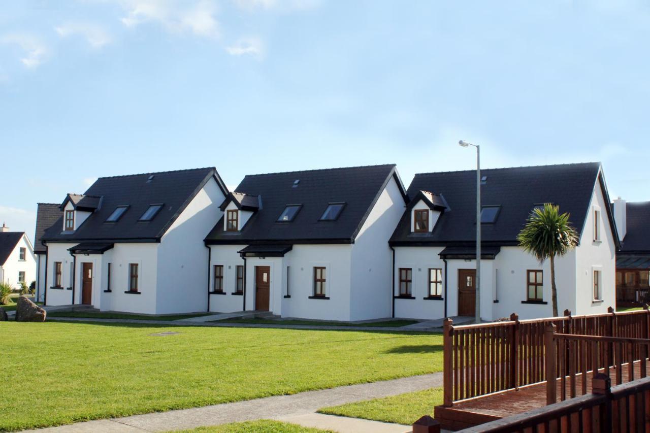 Hookless Holiday Homes Fethard on Sea Exterior foto